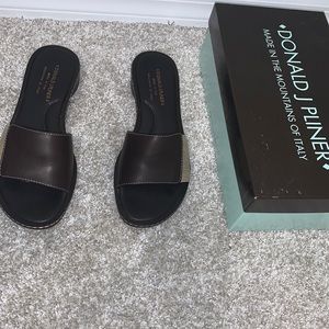Donald J Pliner Farah Expresso Vachetta Slides!